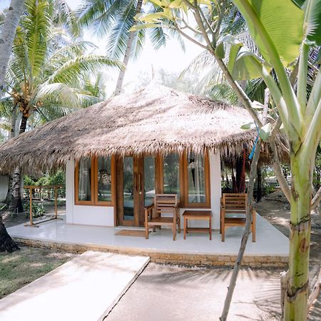 Island View Bar&Bungalow Gili Air Bagian luar foto