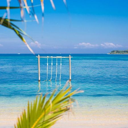 Island View Bar&Bungalow Gili Air Bagian luar foto