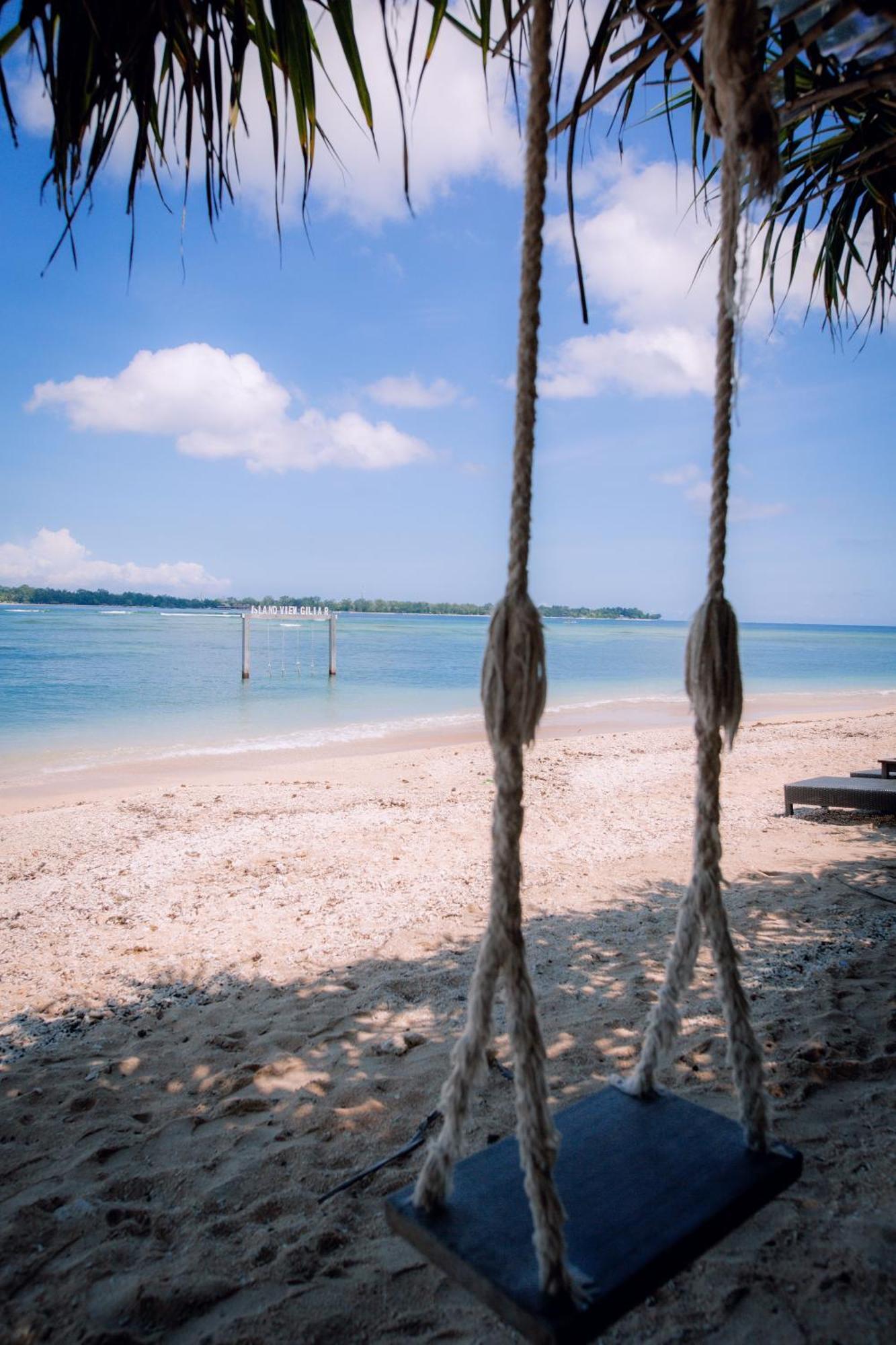 Island View Bar&Bungalow Gili Air Bagian luar foto