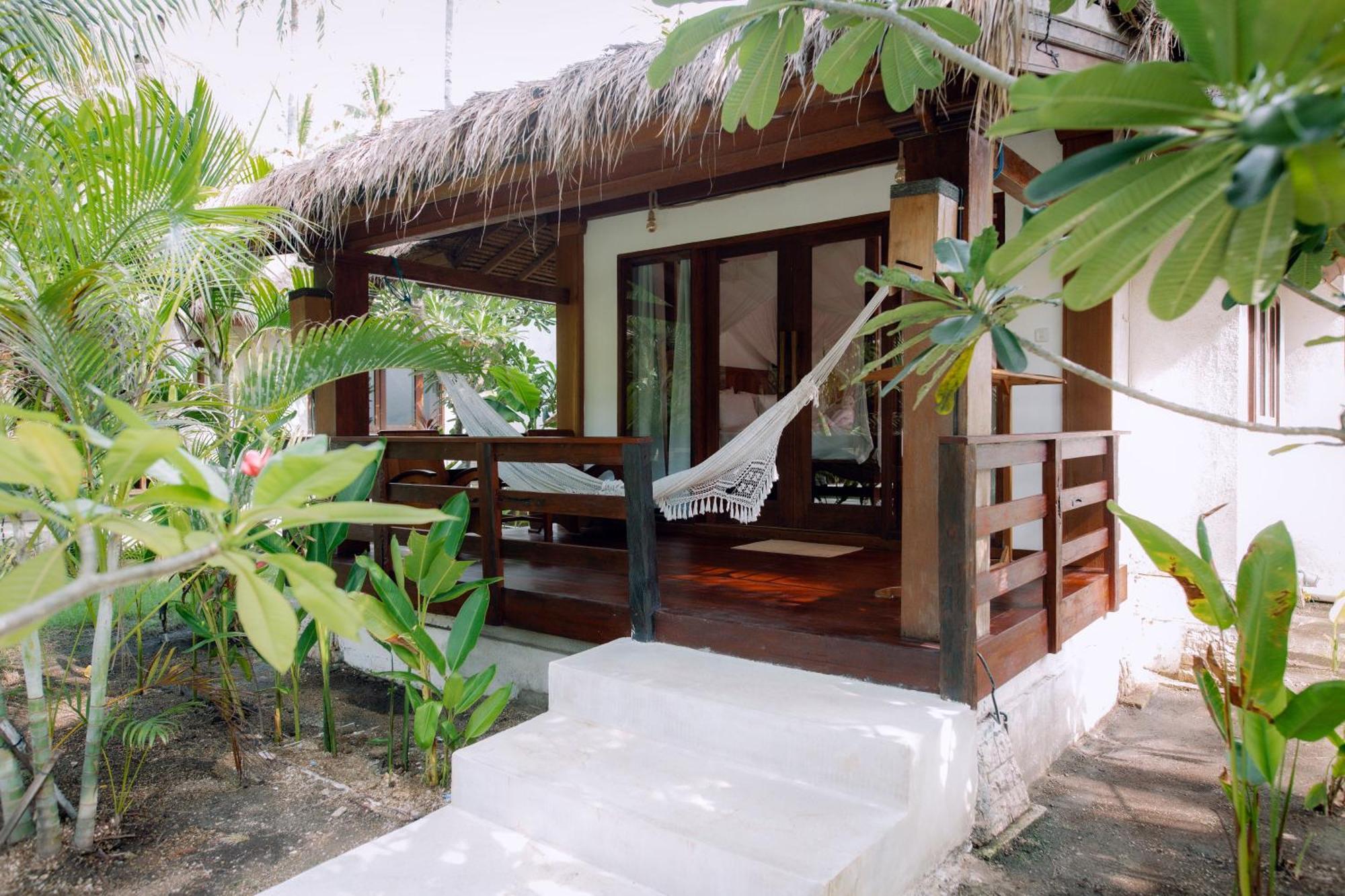 Island View Bar&Bungalow Gili Air Bagian luar foto