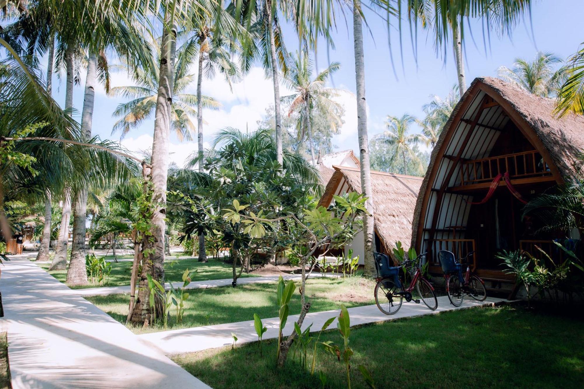 Island View Bar&Bungalow Gili Air Bagian luar foto