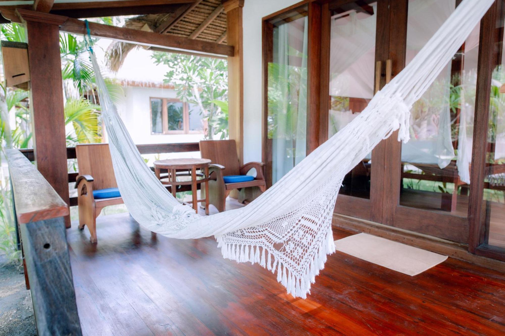 Island View Bar&Bungalow Gili Air Bagian luar foto