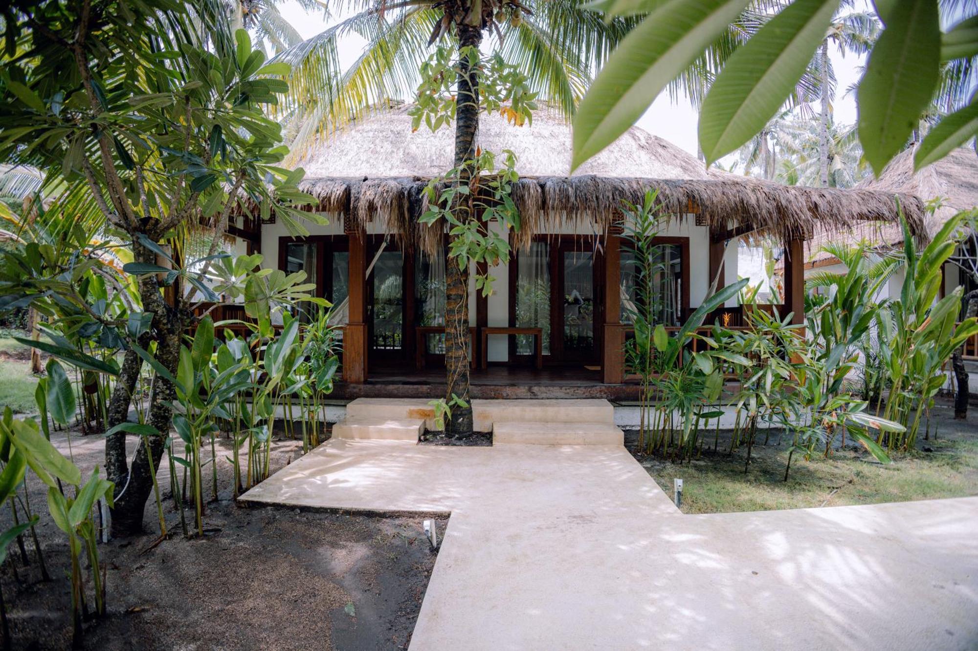 Island View Bar&Bungalow Gili Air Bagian luar foto
