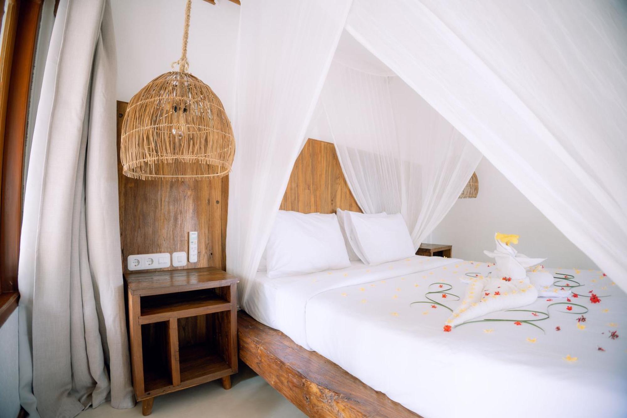 Island View Bar&Bungalow Gili Air Bagian luar foto