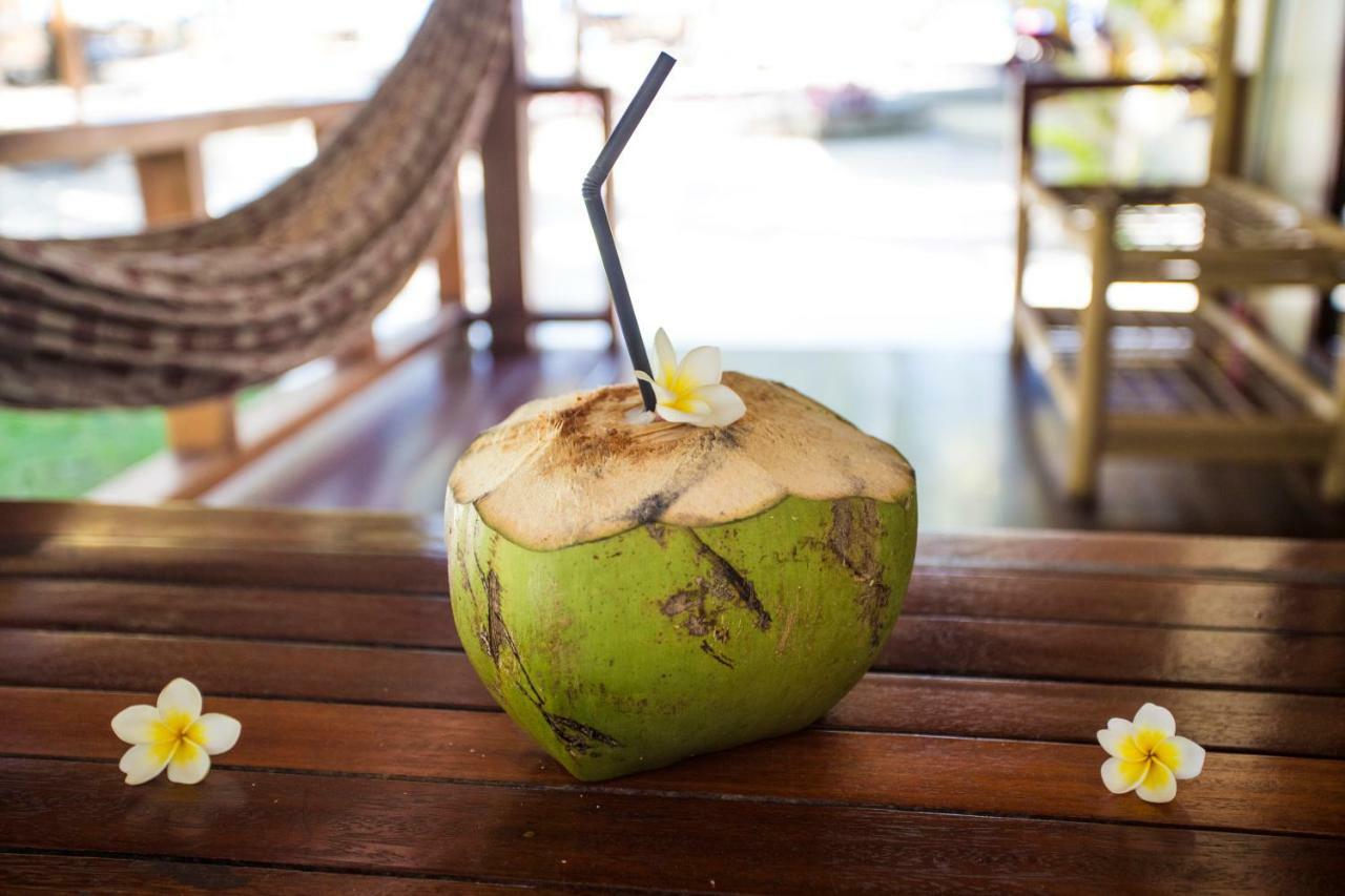 Island View Bar&Bungalow Gili Air Bagian luar foto