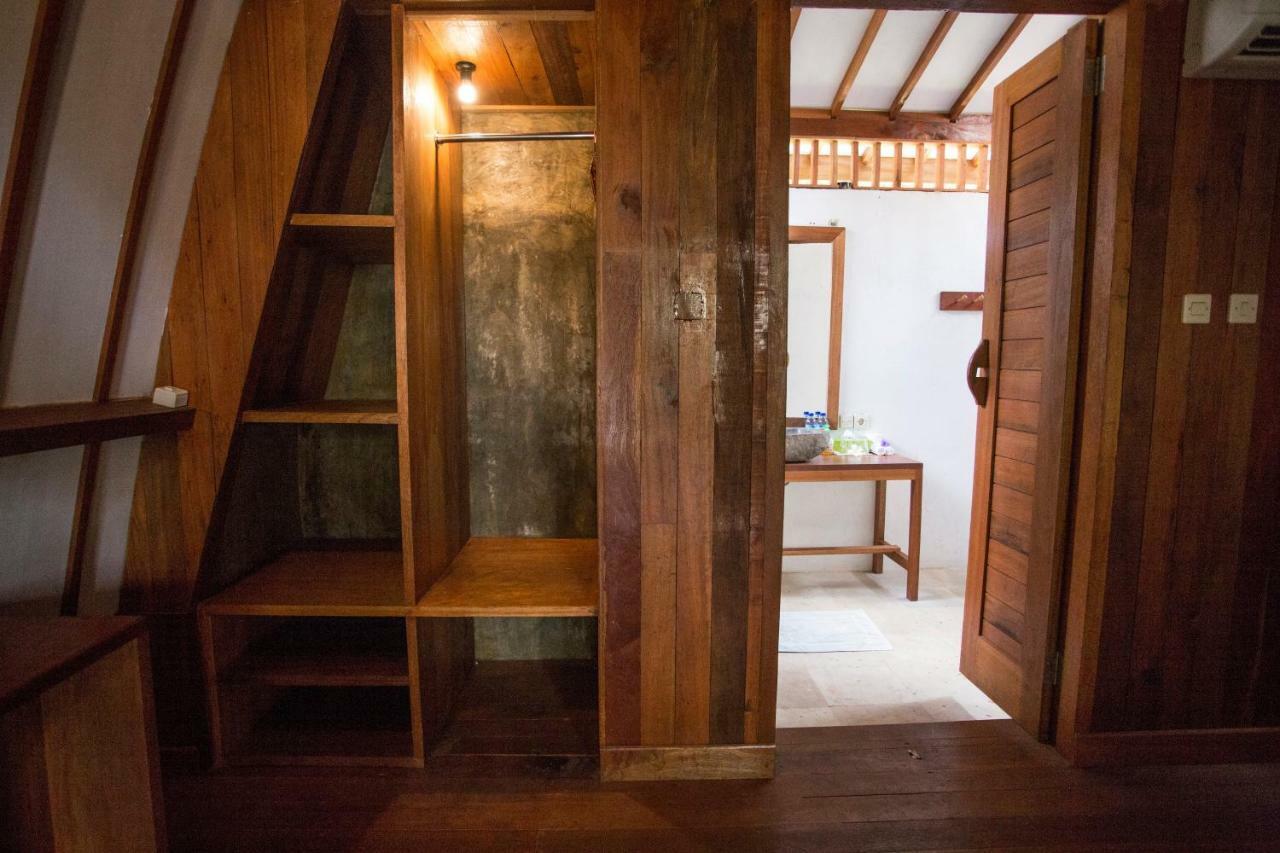 Island View Bar&Bungalow Gili Air Bagian luar foto