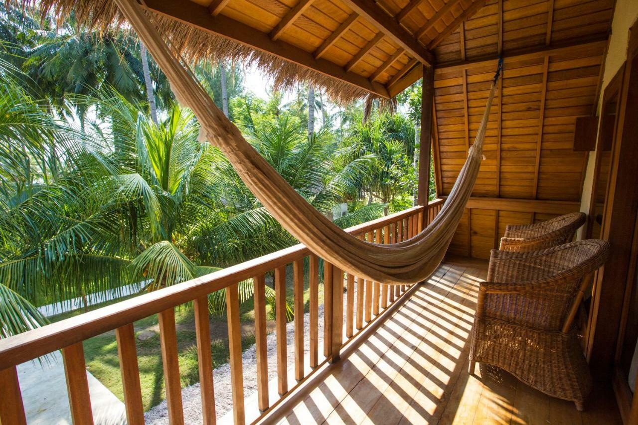 Island View Bar&Bungalow Gili Air Bagian luar foto